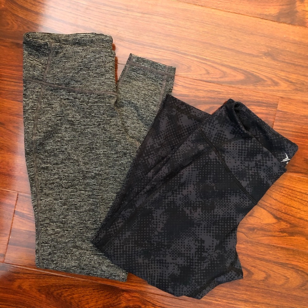 OLD NAVY Leggings & Capris